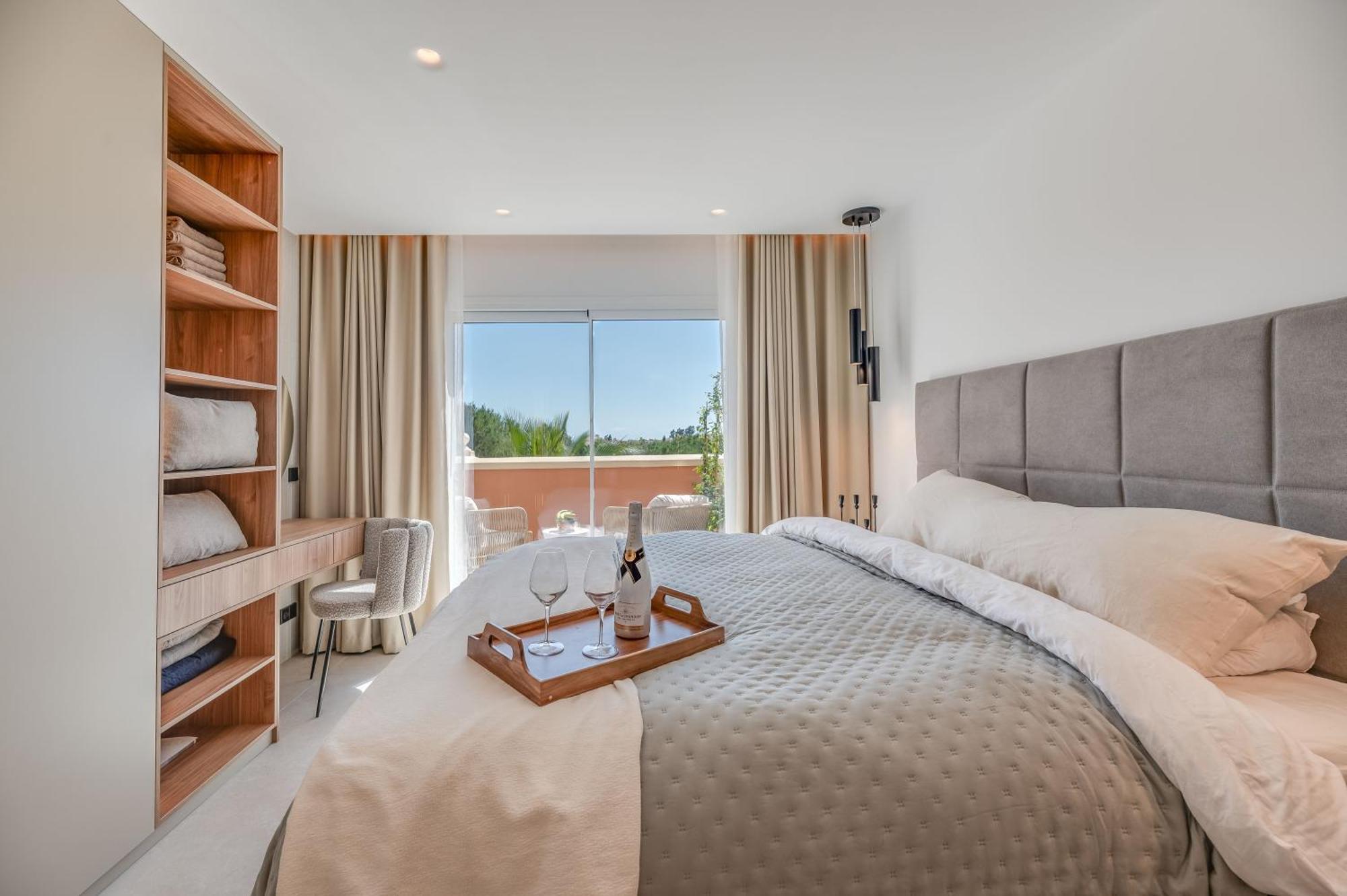 Appartement Luxury 3 Bdrm With Private Pool And Stunning Sea Views Marbella