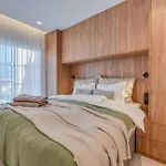 Luxury 3 Bdrm Apt With Private Pool And Stunning Sea Views