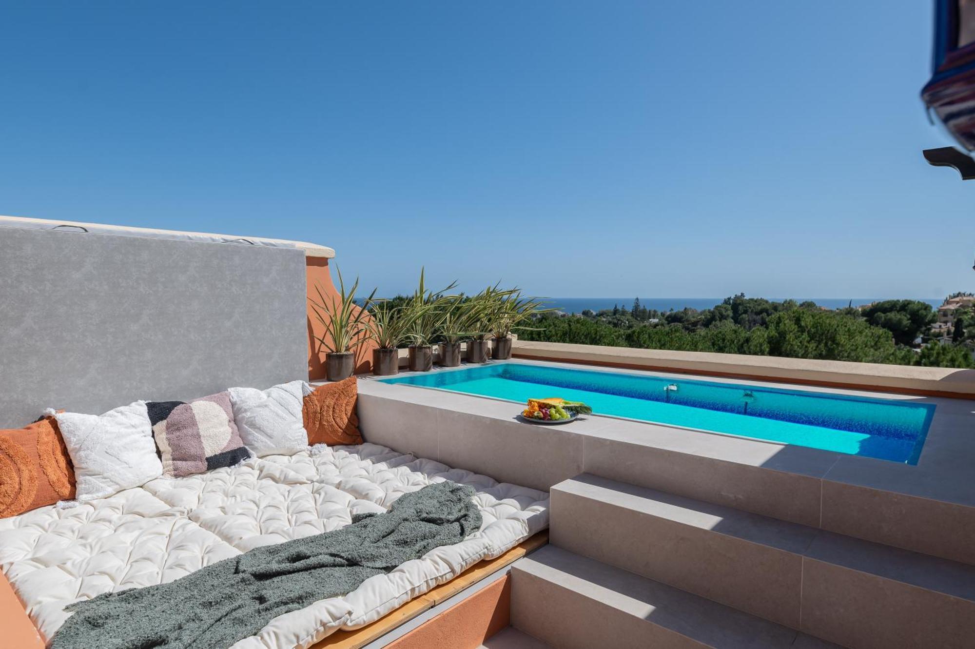 Luxury 3 Bdrm With Private Pool And Stunning Sea Views Apartamento