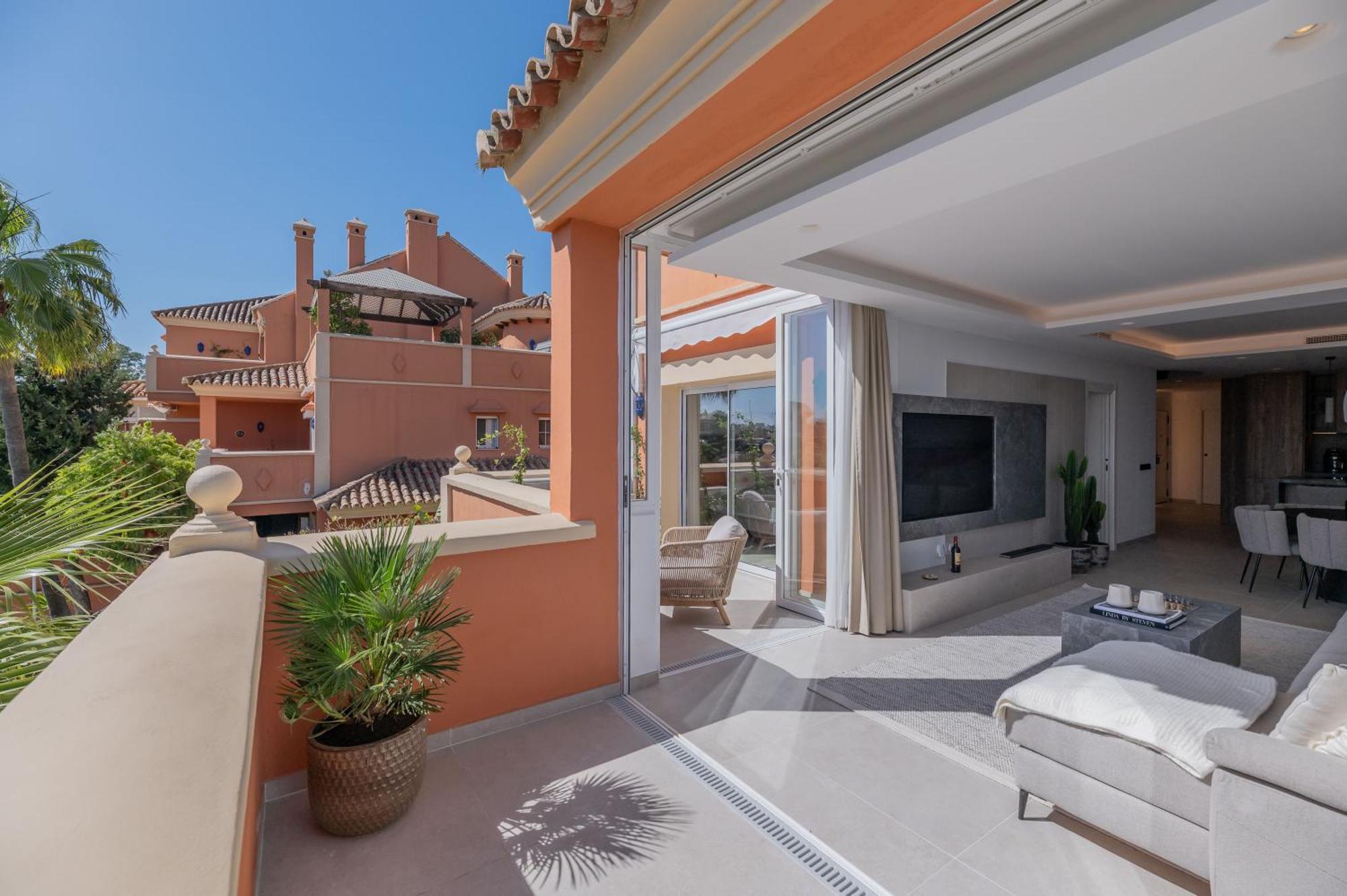 Luxury 3 Bdrm With Private Pool And Stunning Sea Views Apartamento