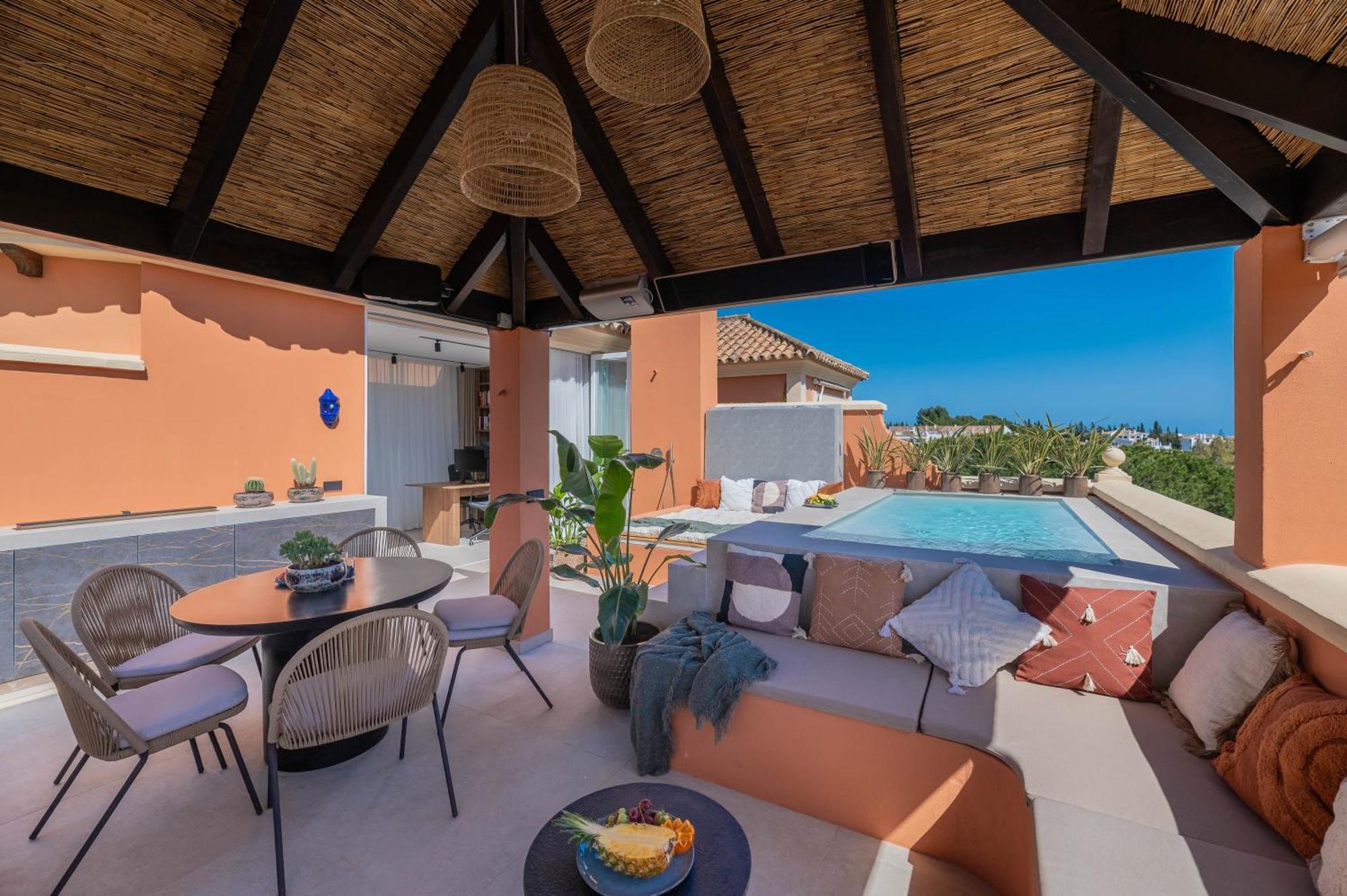 Apartamento Luxury 3 Bdrm With Private Pool And Stunning Sea Views Marbella